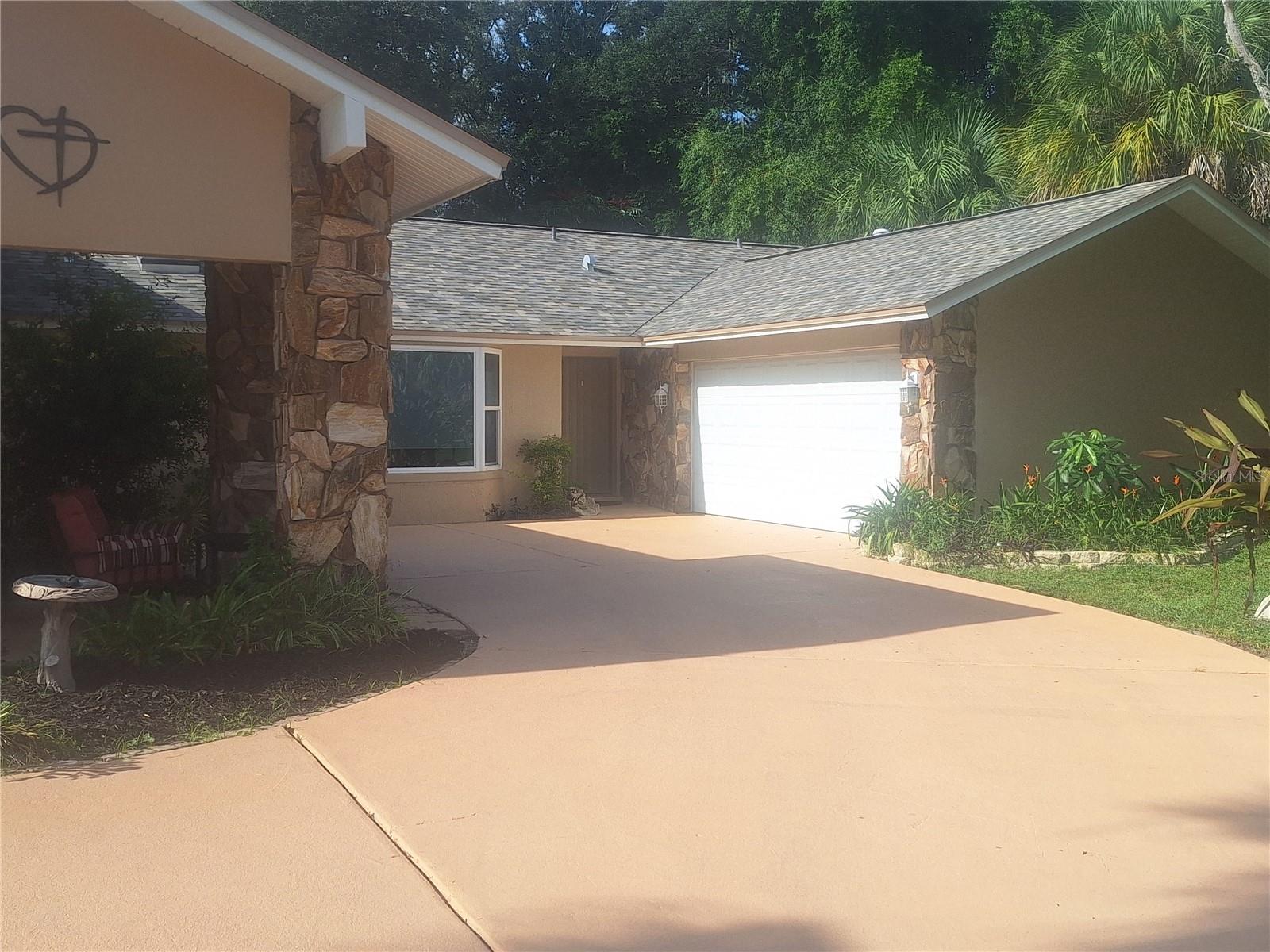 LAKESIDE ESTATES UNIT THREE - Residential
