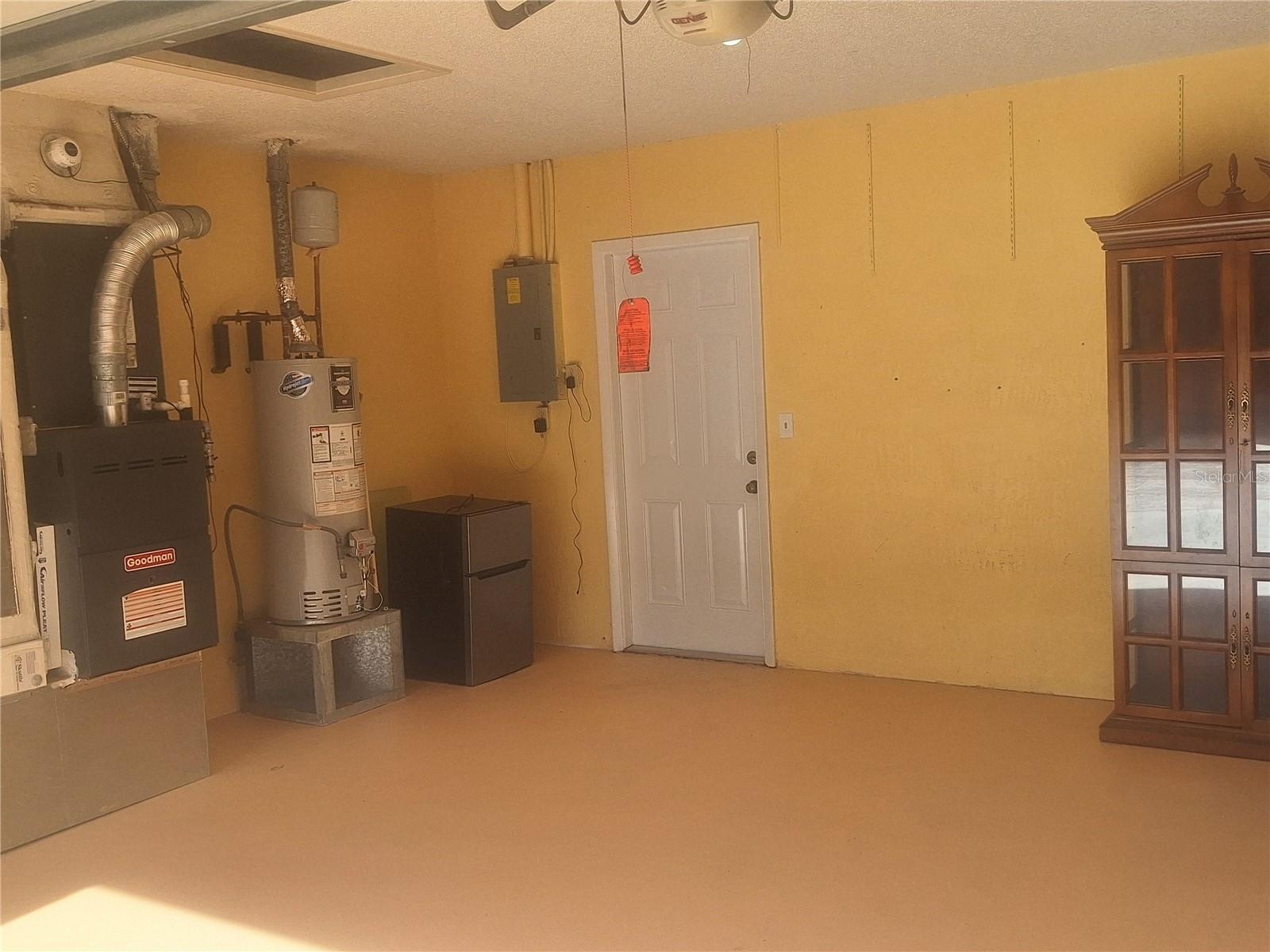 LAKESIDE ESTATES UNIT THREE - Residential