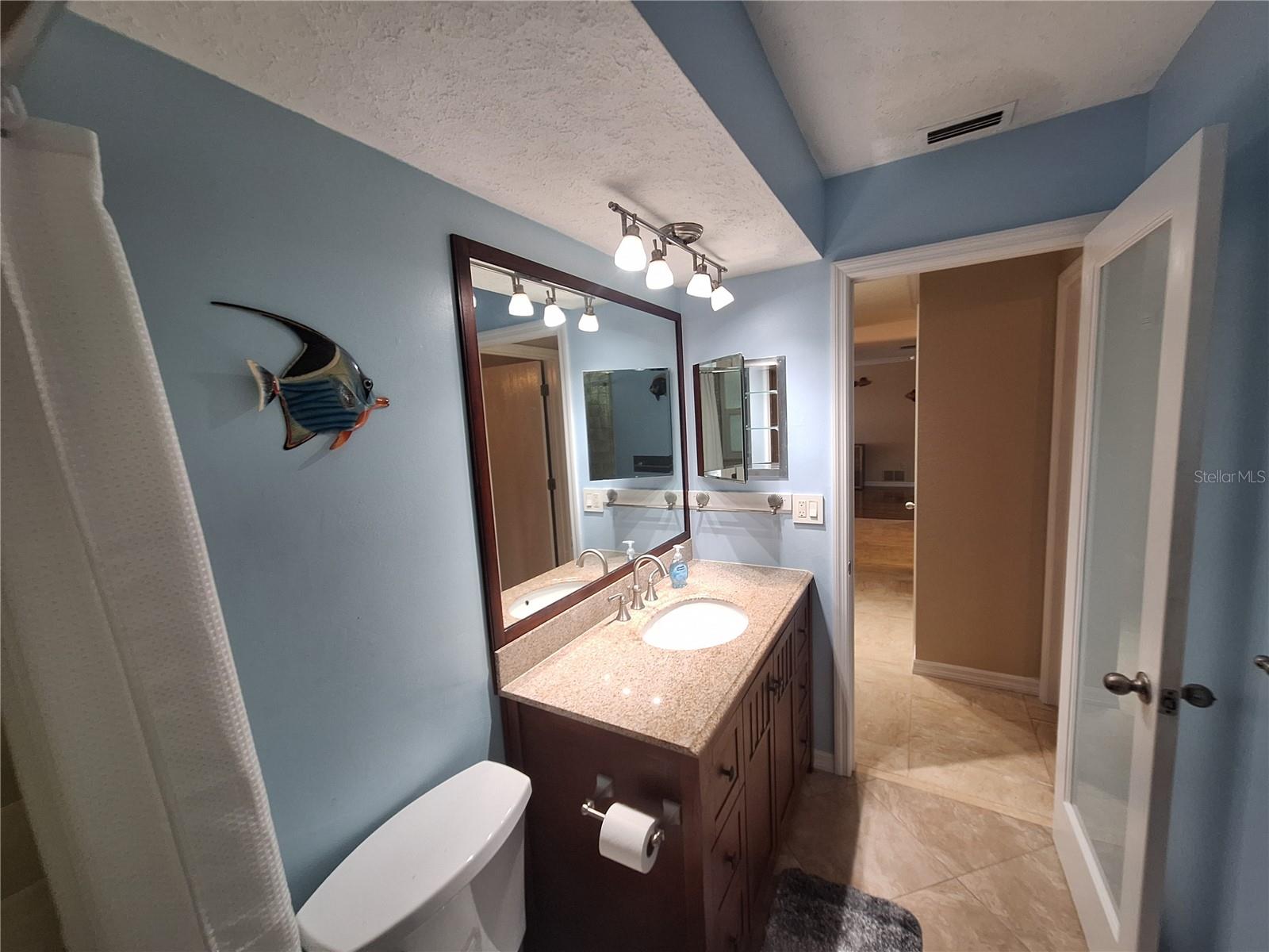 LAKESIDE ESTATES UNIT THREE - Residential