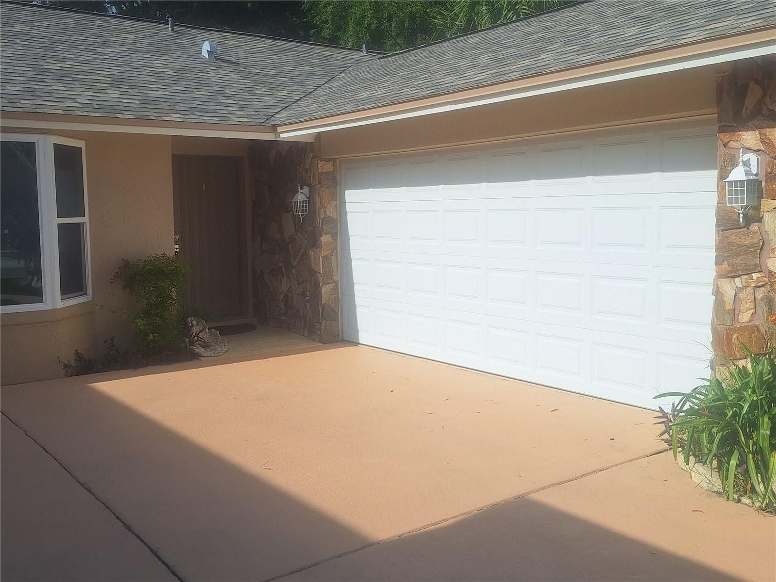 LAKESIDE ESTATES UNIT THREE - Residential