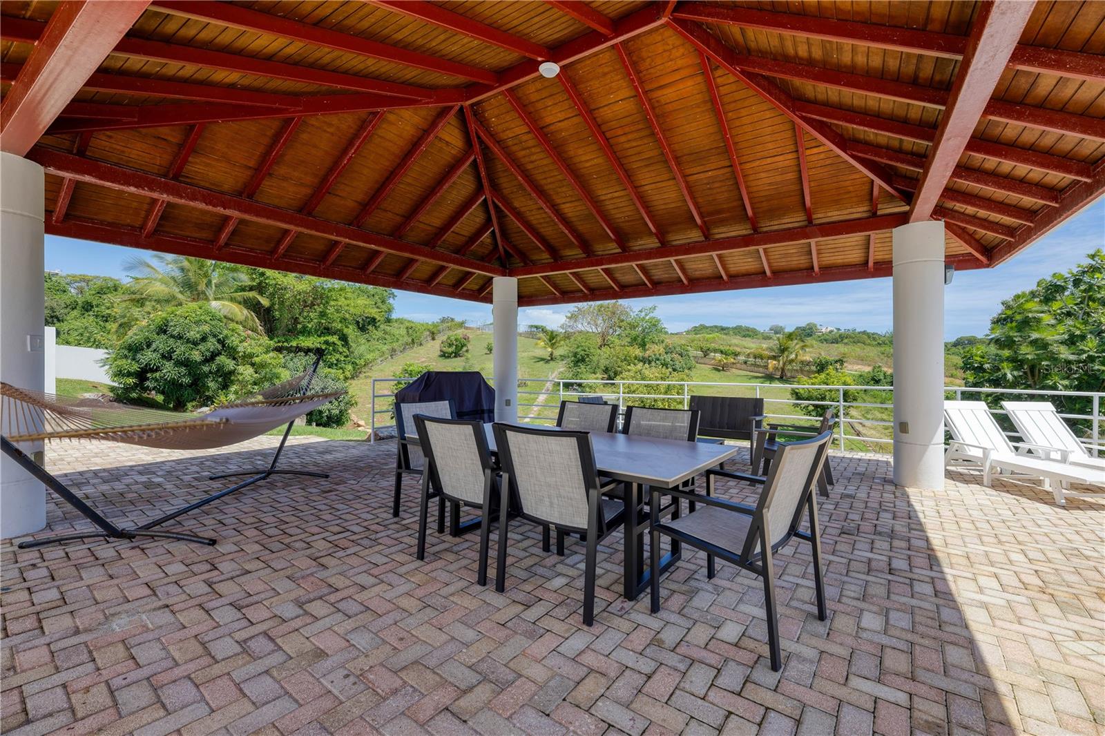 EL COCAL COUNTRY AND BEACH CLUB - Residential