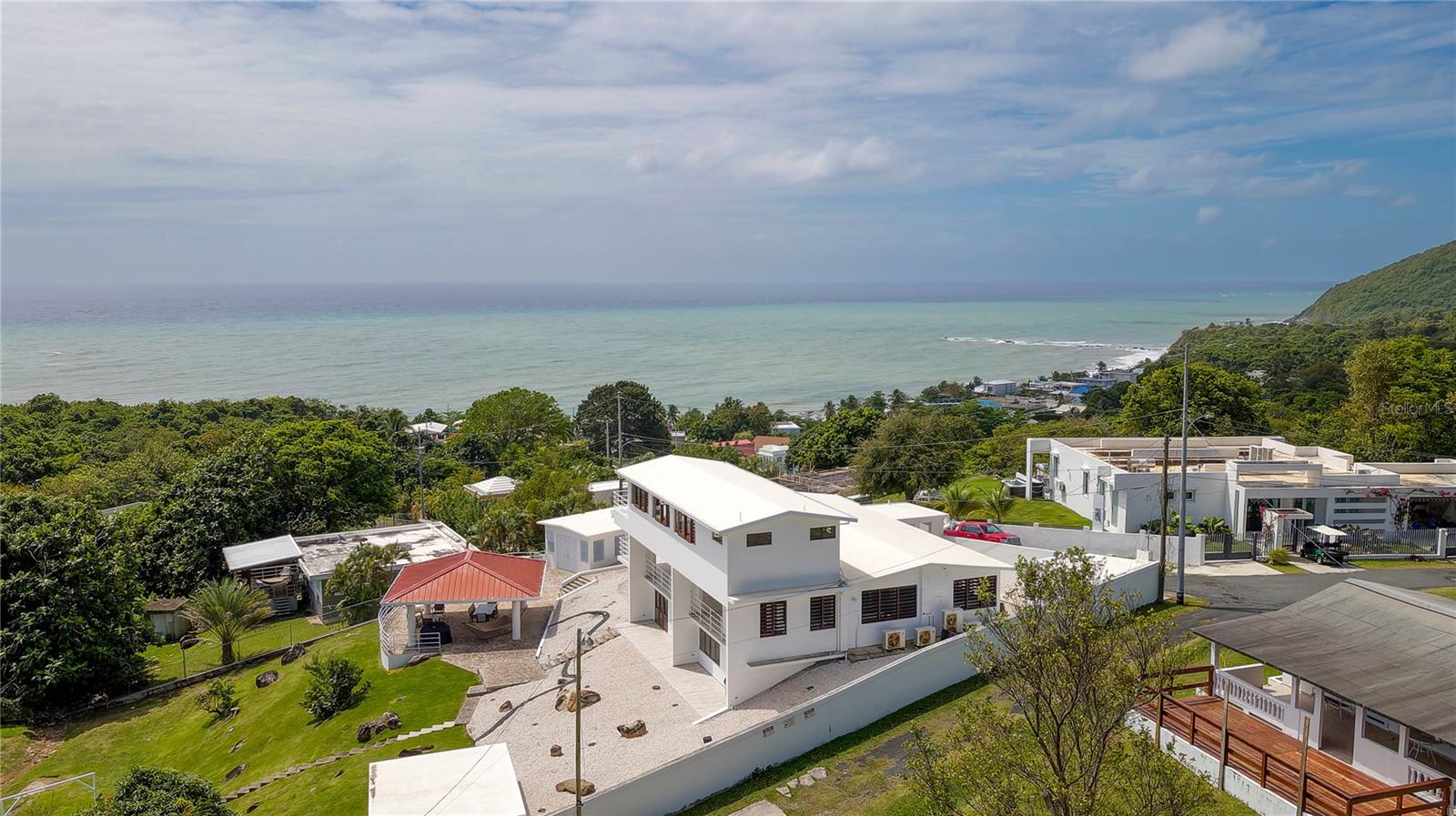 EL COCAL COUNTRY AND BEACH CLUB - Residential