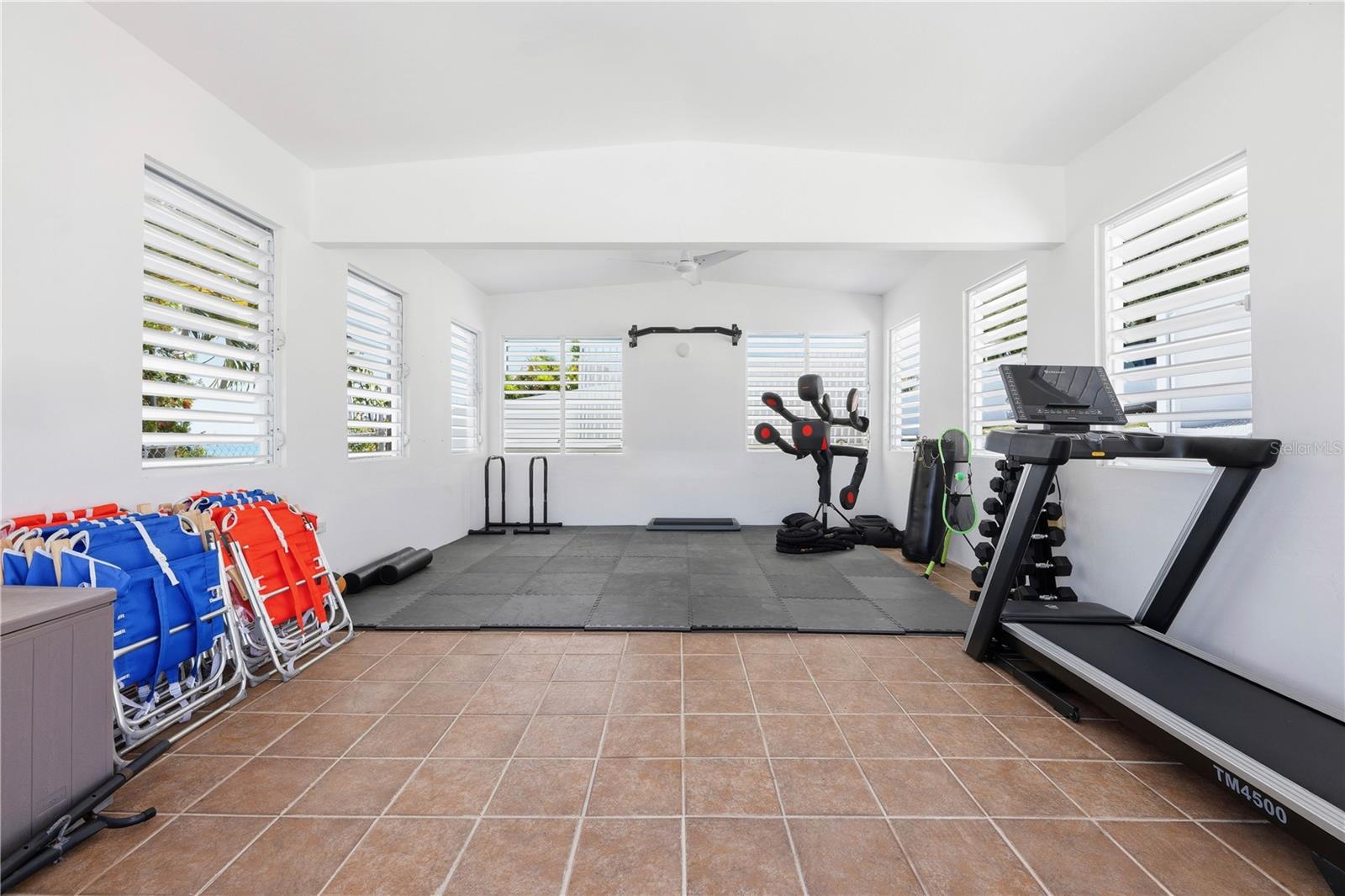 EL COCAL COUNTRY AND BEACH CLUB - Residential