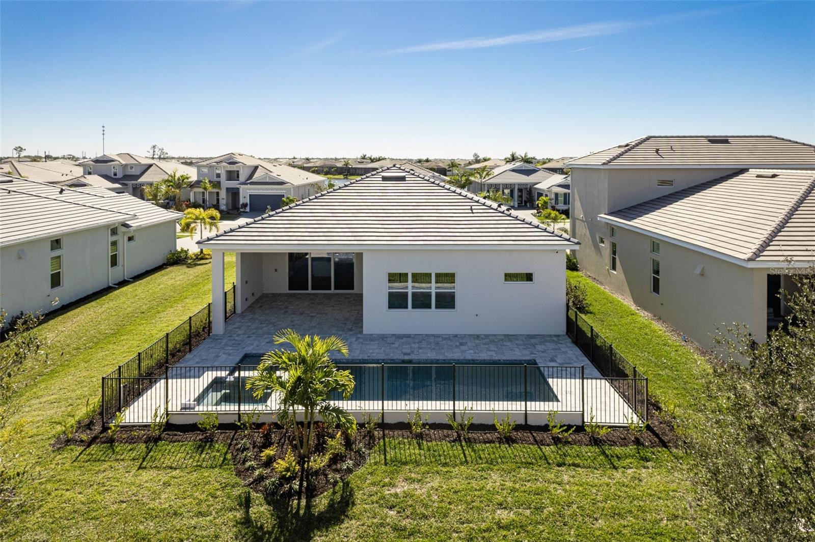 ISLES AT LAKEWOOD RANCH PH IV - Residential