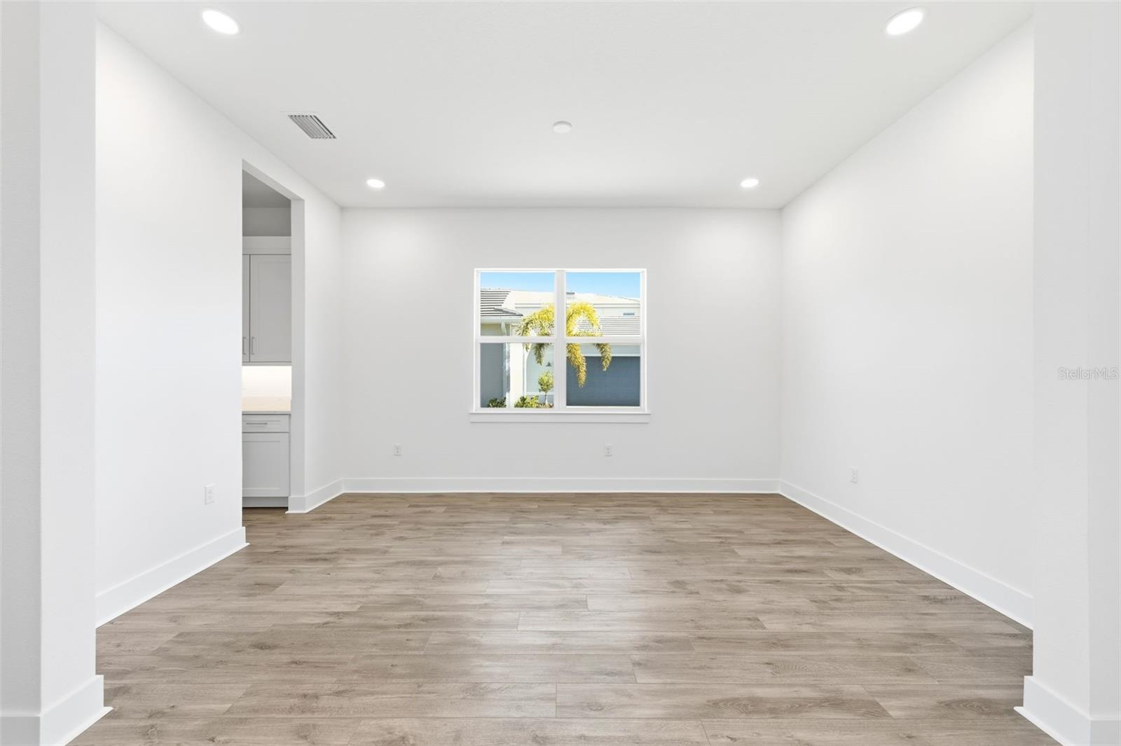 ISLES AT LAKEWOOD RANCH PH IV - Residential