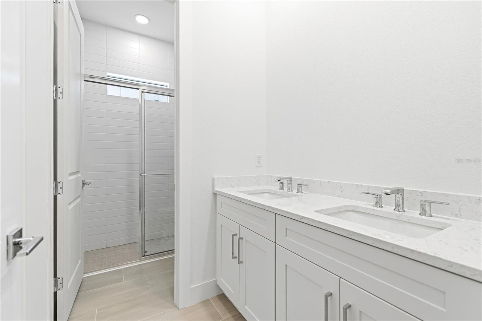 ISLES AT LAKEWOOD RANCH PH IV - Residential