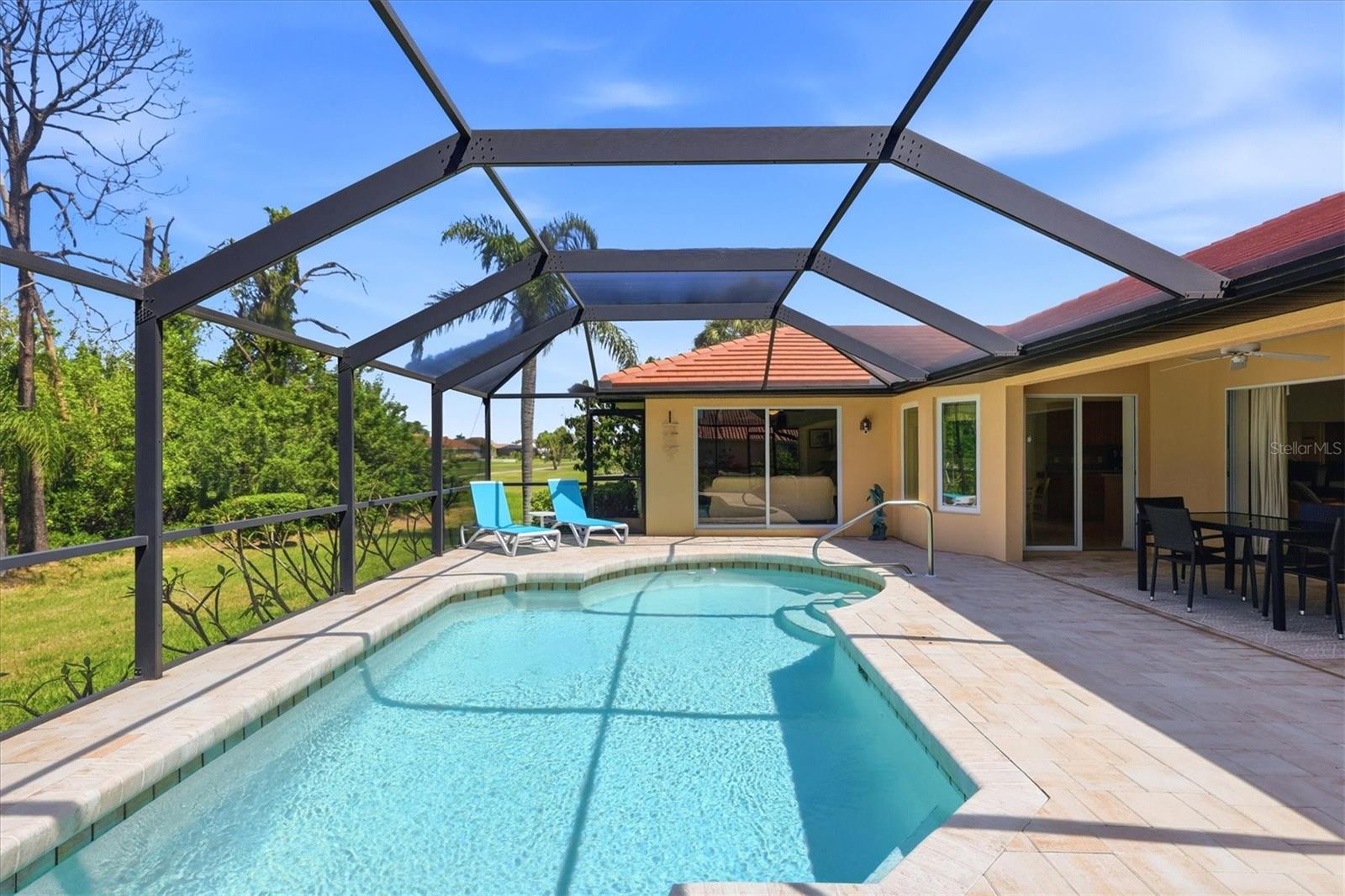 CAPE HAZE WINDWARD - Residential