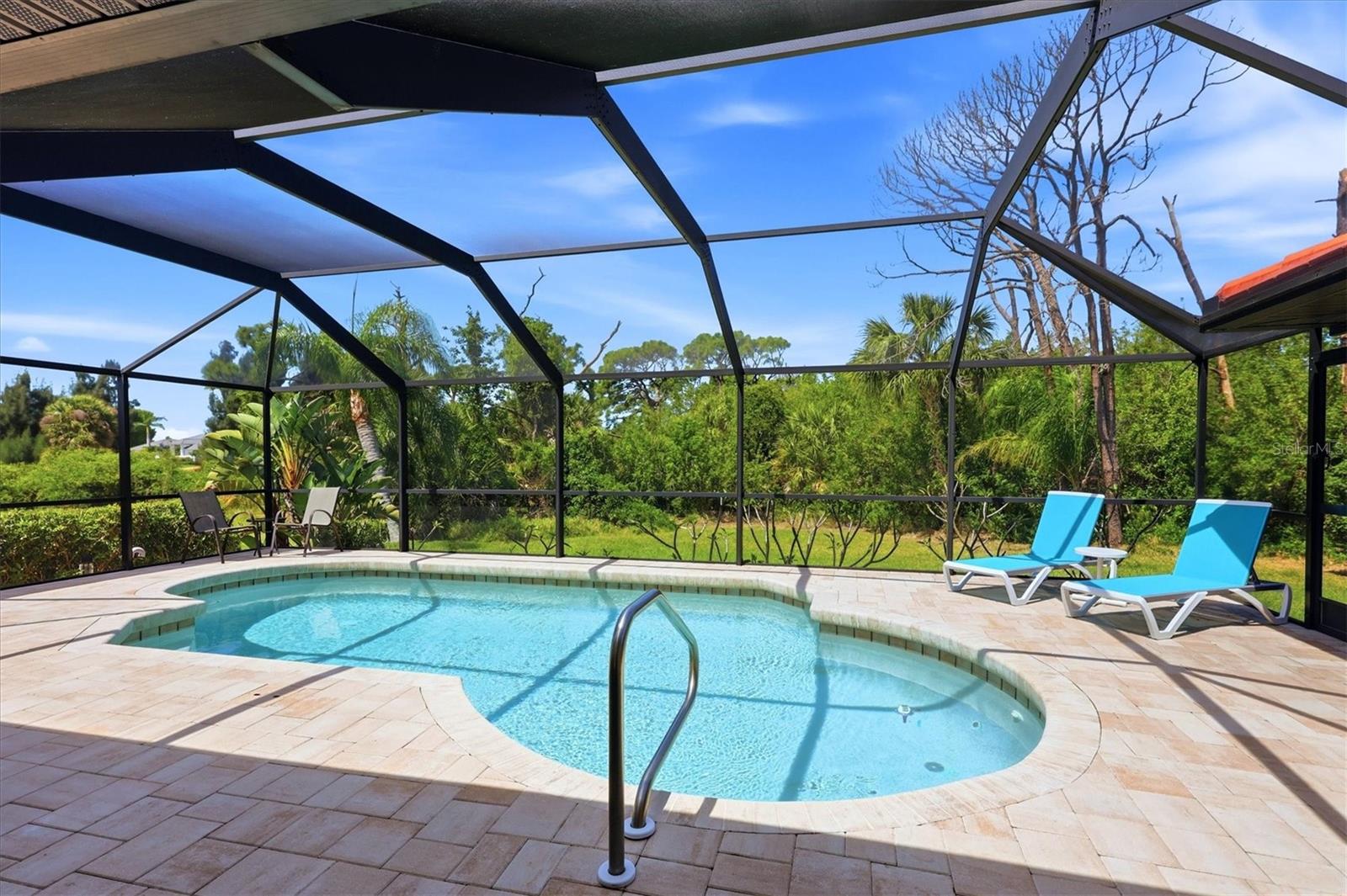 CAPE HAZE WINDWARD - Residential