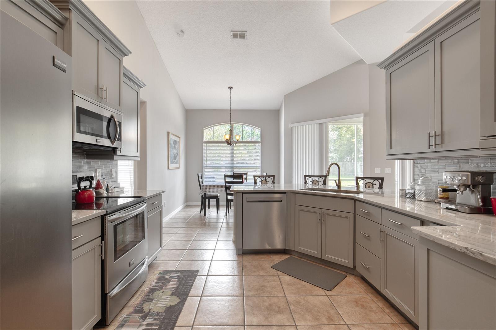 FOREST GROVE BUS CENTER - Residential