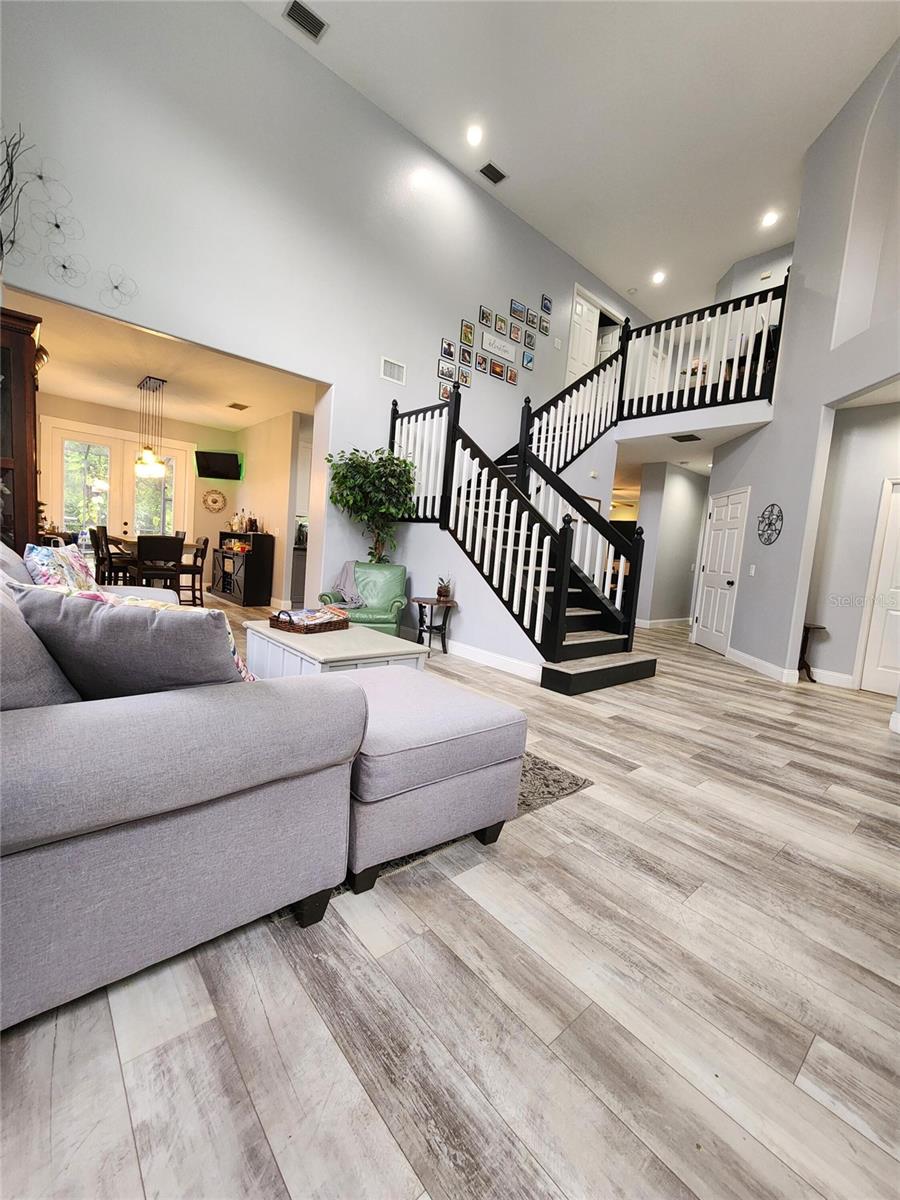 5814 BENT GRASS DRIVE