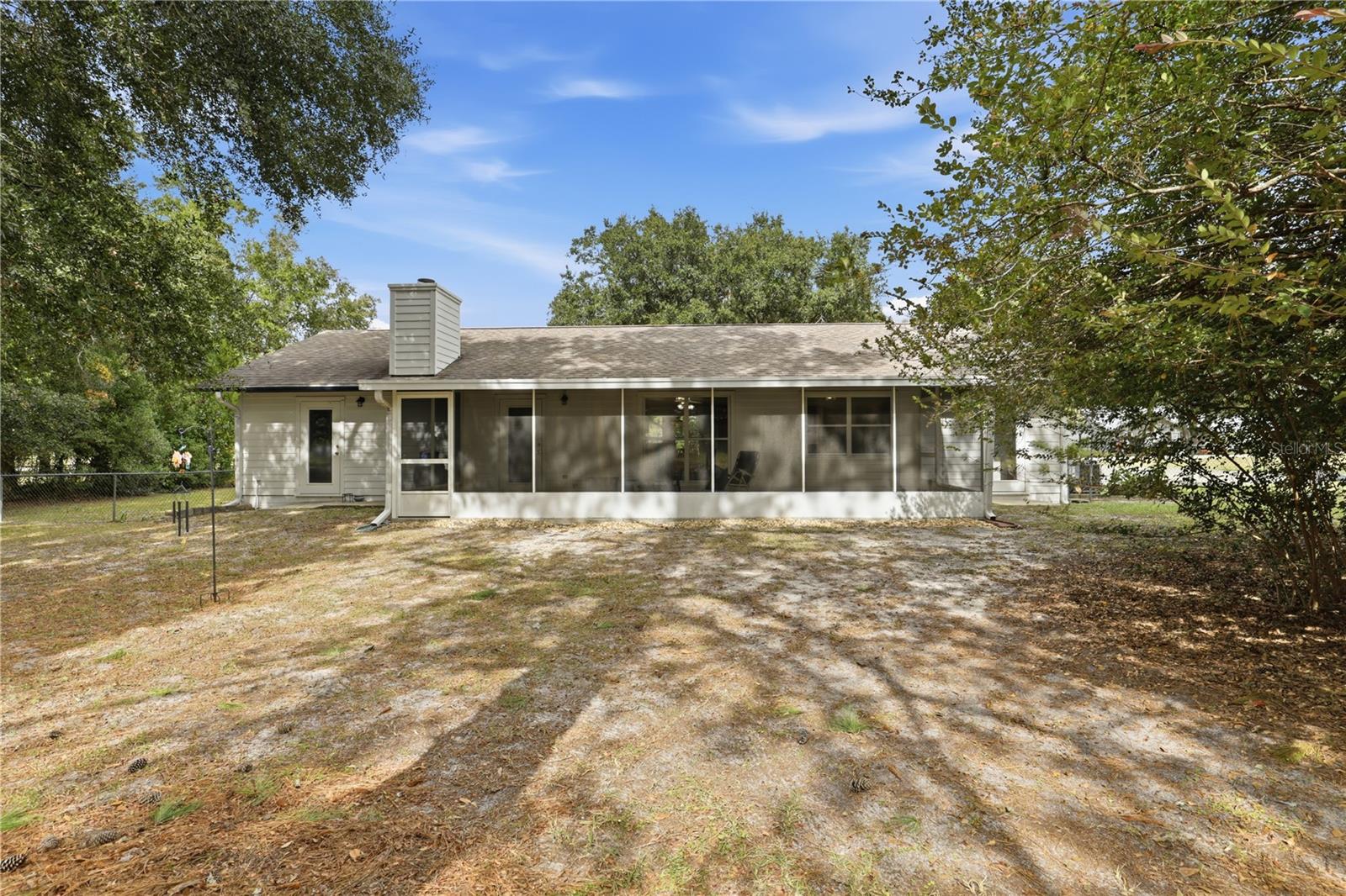 EXECUTIVE HOMES - Residential