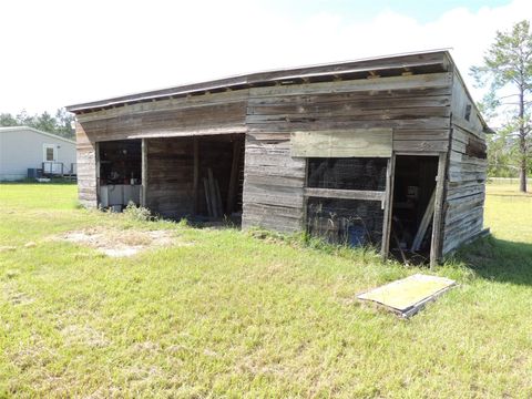 Tiny photo for 12590 SE 58th Lane, Morriston, FL 32668 (MLS # OM708737)