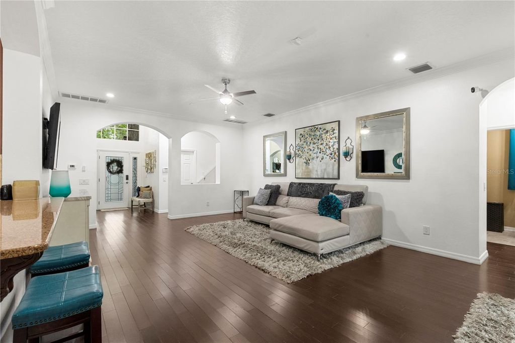 Photo of 6932 Gray Catbird Loop, Wesley Chapel, FL 33545 (MLS # TB8509336)