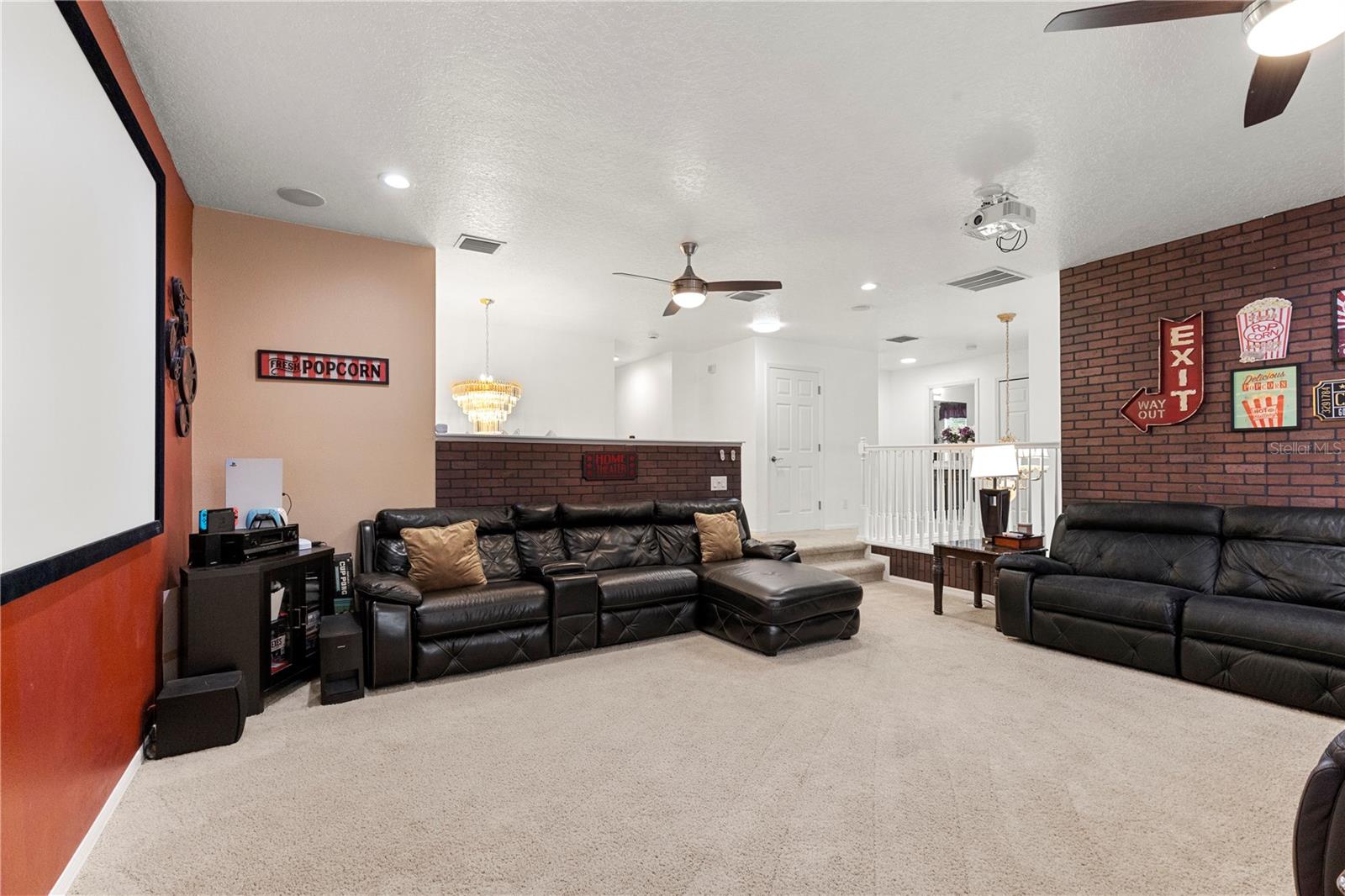BOYETTE OAKS - Residential