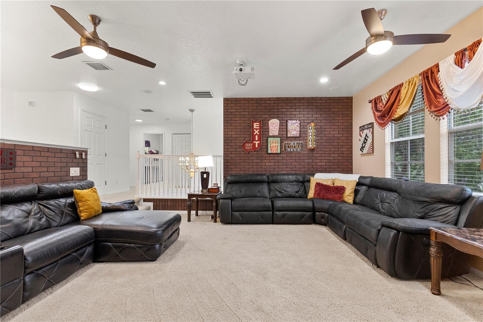 BOYETTE OAKS - Residential