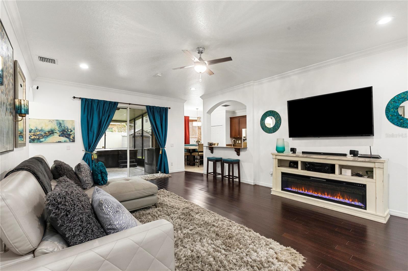 BOYETTE OAKS - Residential