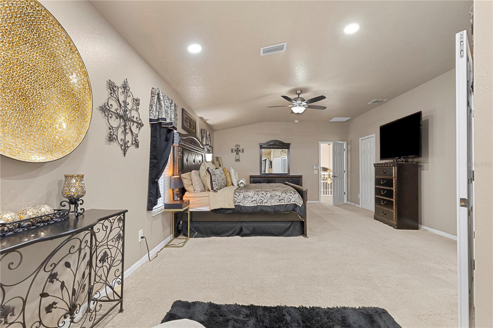 BOYETTE OAKS - Residential