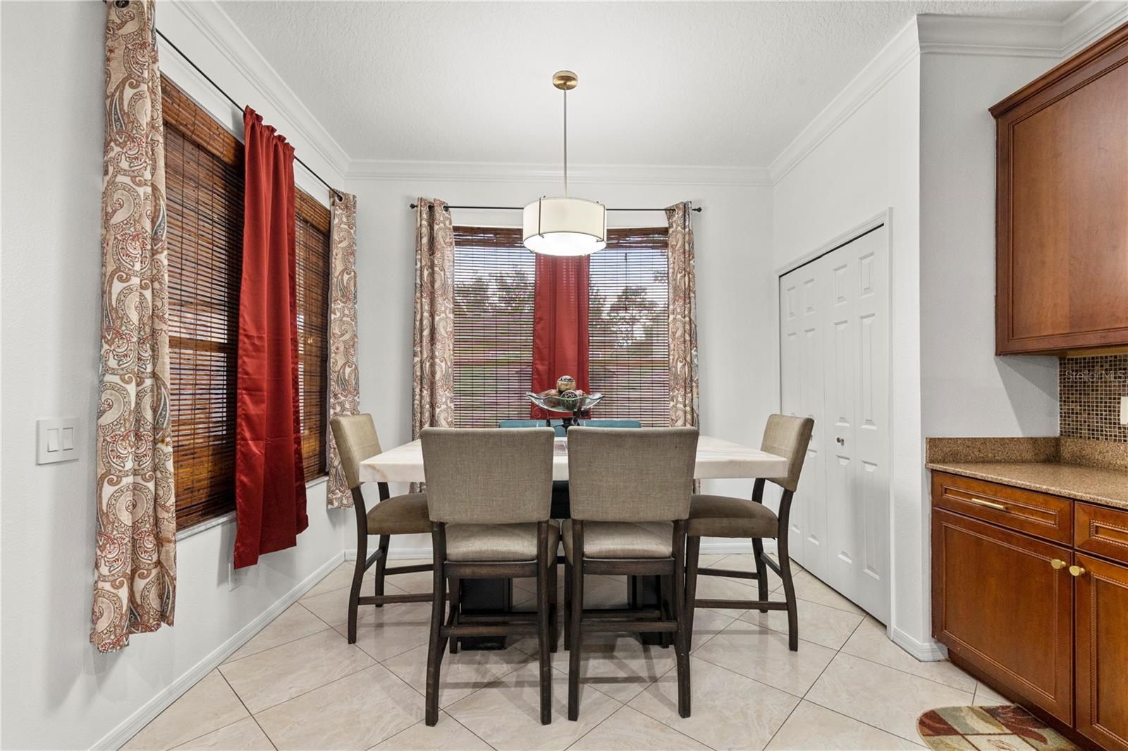 BOYETTE OAKS - Residential
