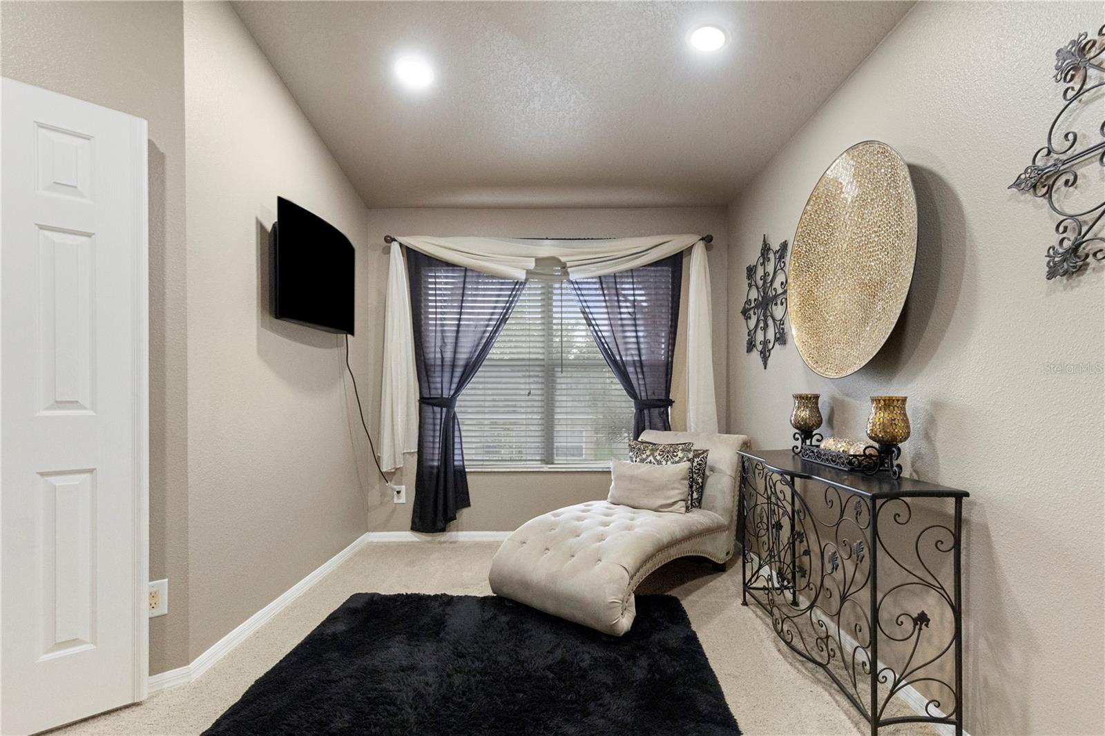BOYETTE OAKS - Residential