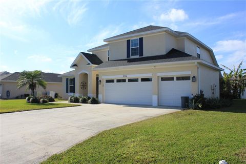 A home in WINTER HAVEN
