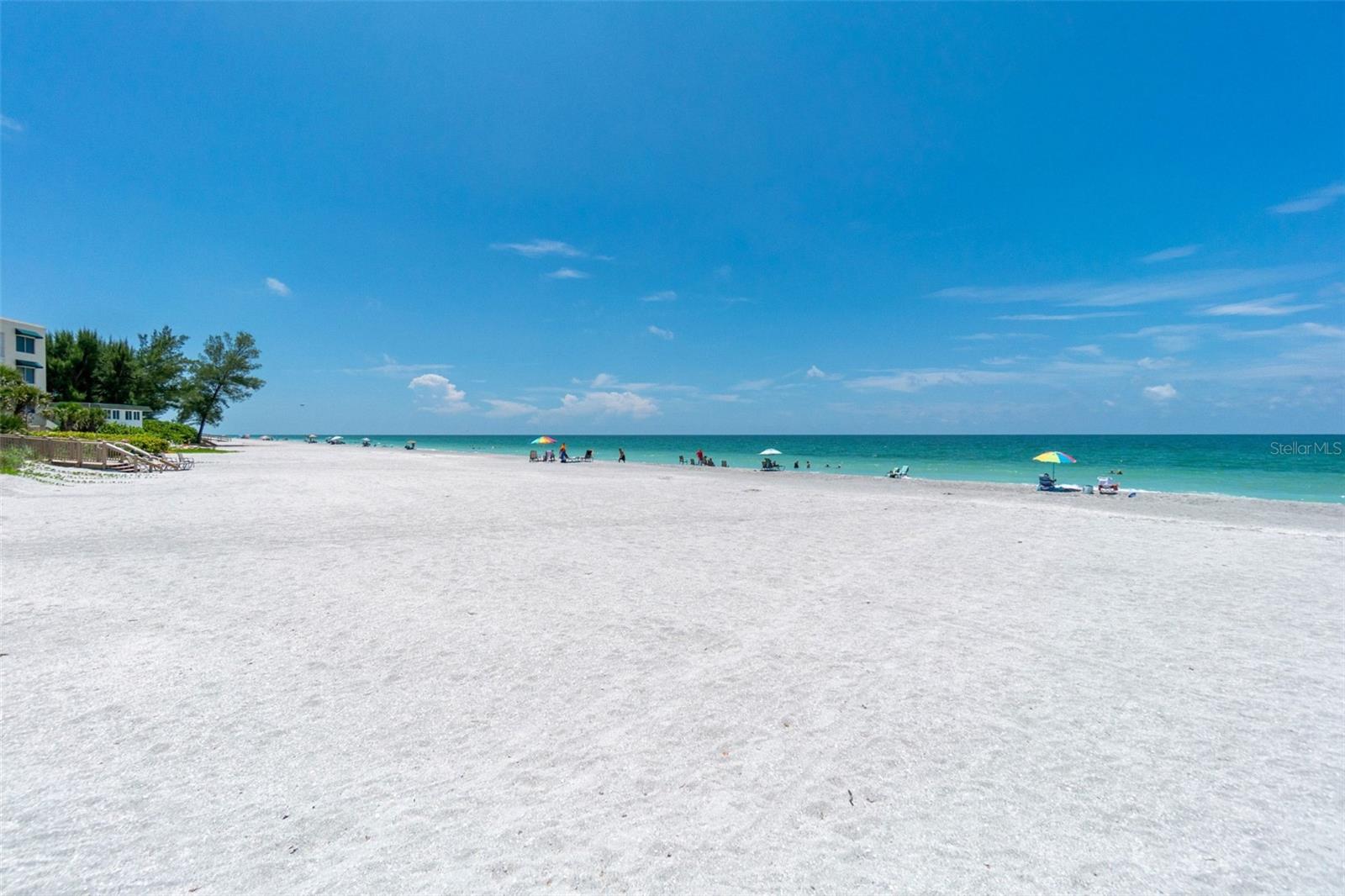 2700 N BEACH ROAD A105, ENGLEWOOD, FL, 34223 3 2700 N BEACH ROAD A105