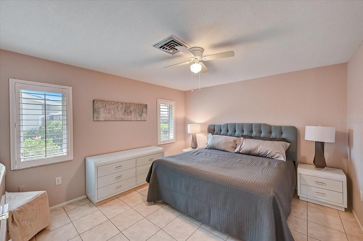 ENGLEWOOD ISLES SUB - Residential Lease