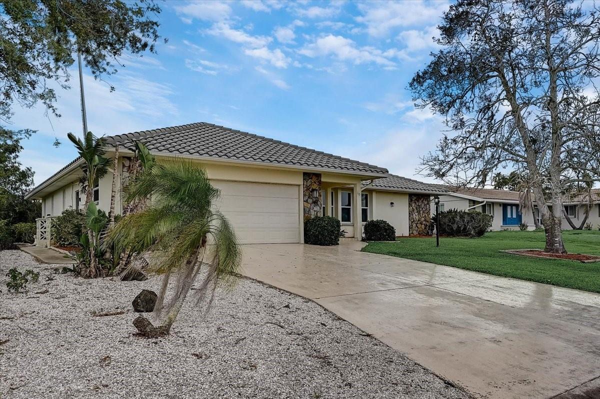 ENGLEWOOD ISLES SUB - Residential Lease