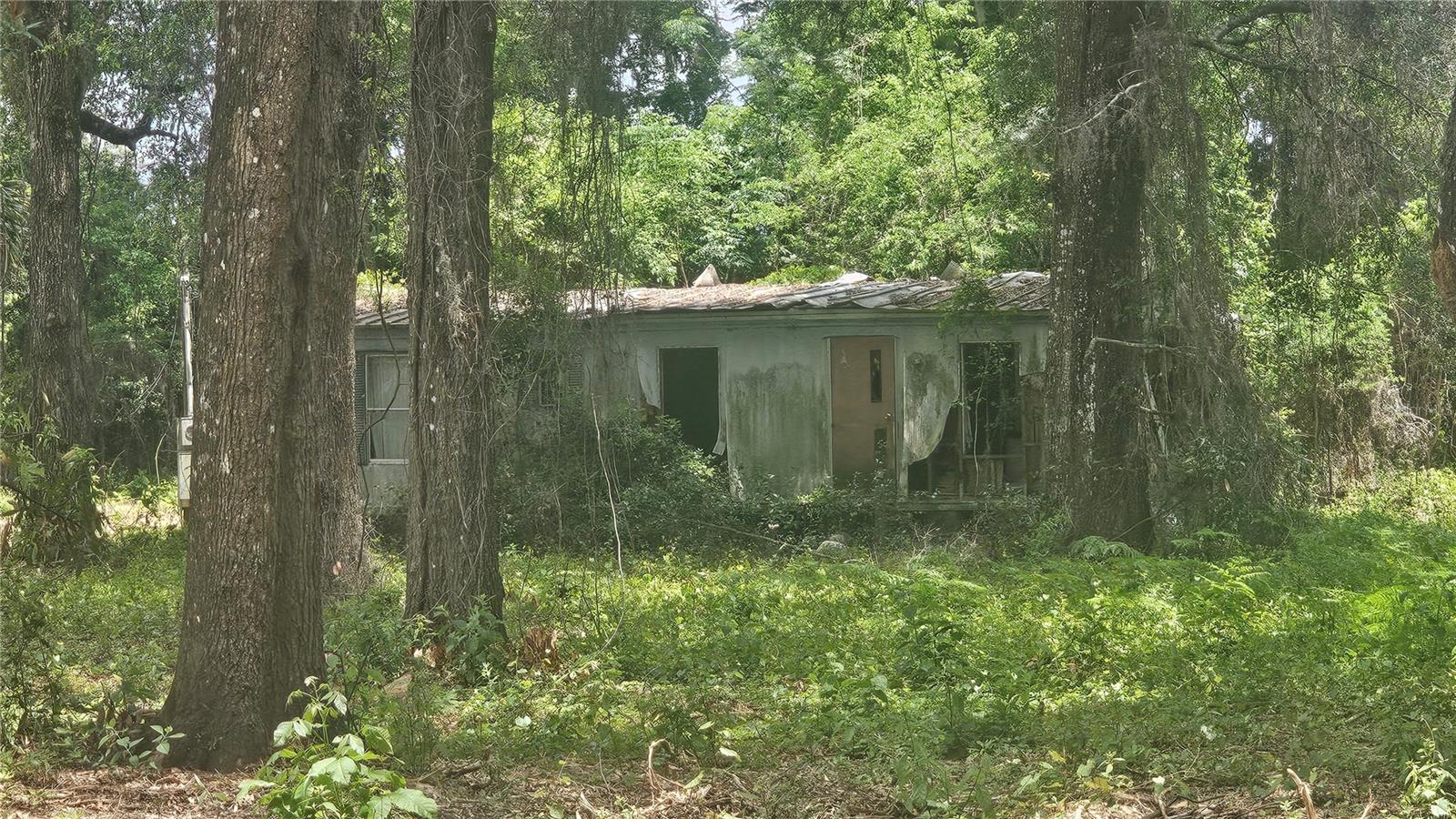SILVER SPRINGS ACRES - Residential