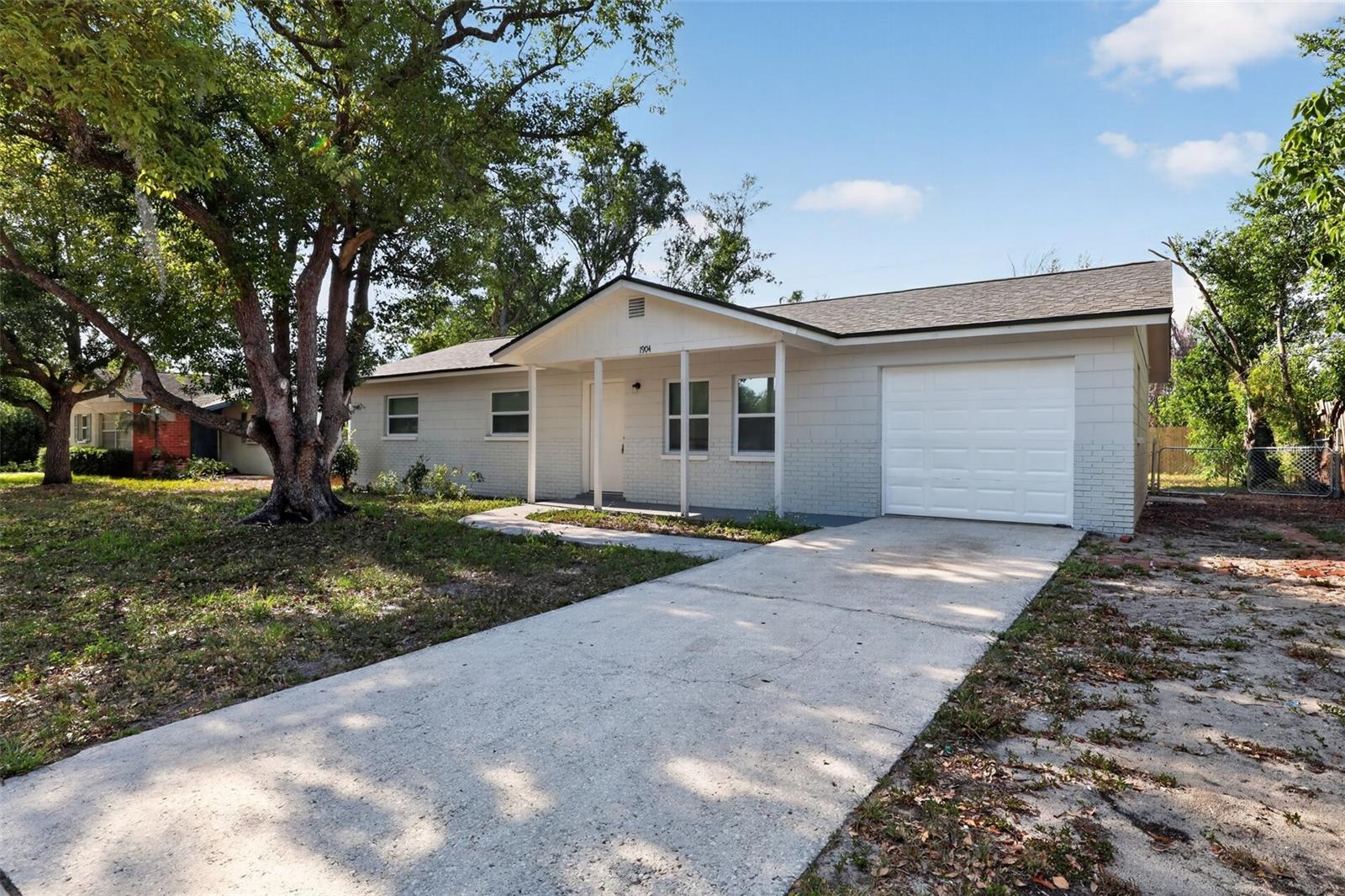 BRIARWOOD UNIT NO 1 - Residential