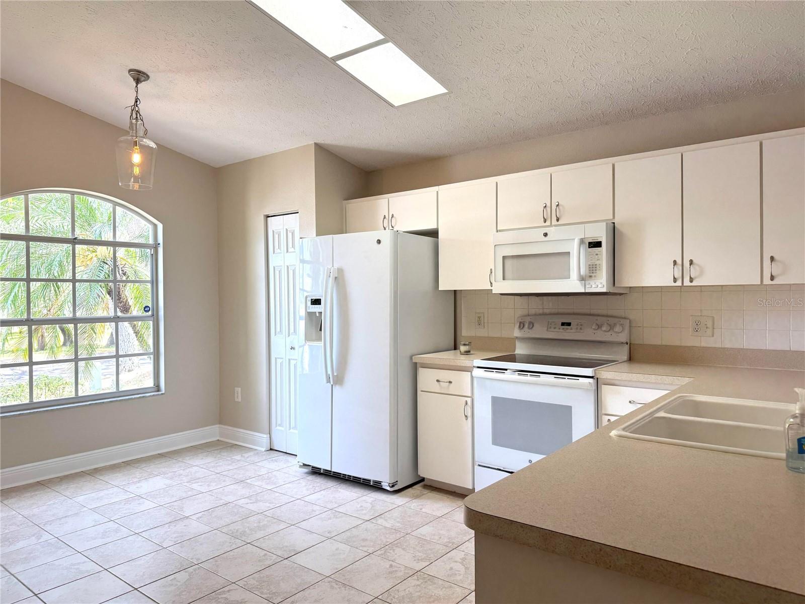 THE OAKS AT RIVER RIDGE - Residential