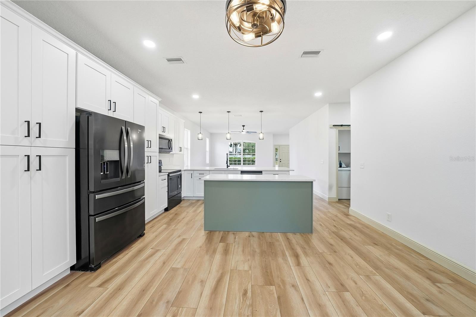 PARKSIDE - Residential