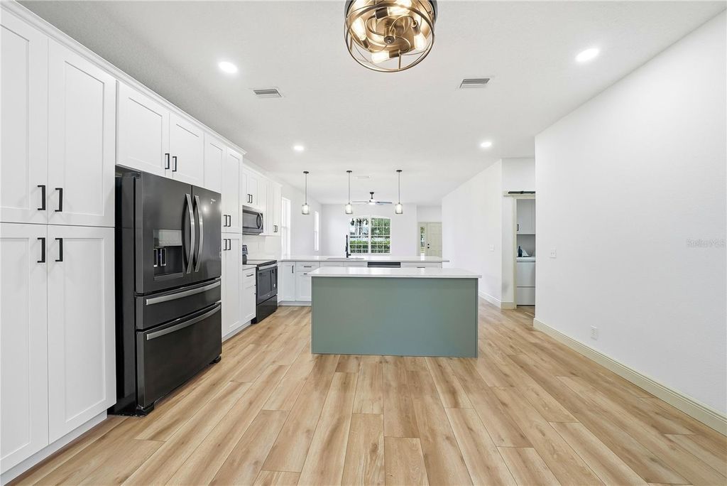 Photo of 6931 34th Avenue E, Palmetto, FL 34221 (MLS # TB8474235)