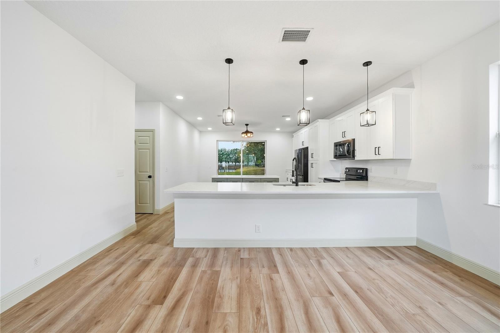 PARKSIDE - Residential