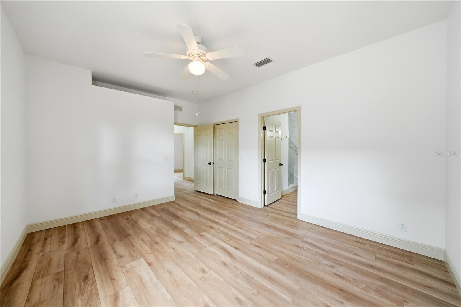 PARKSIDE - Residential