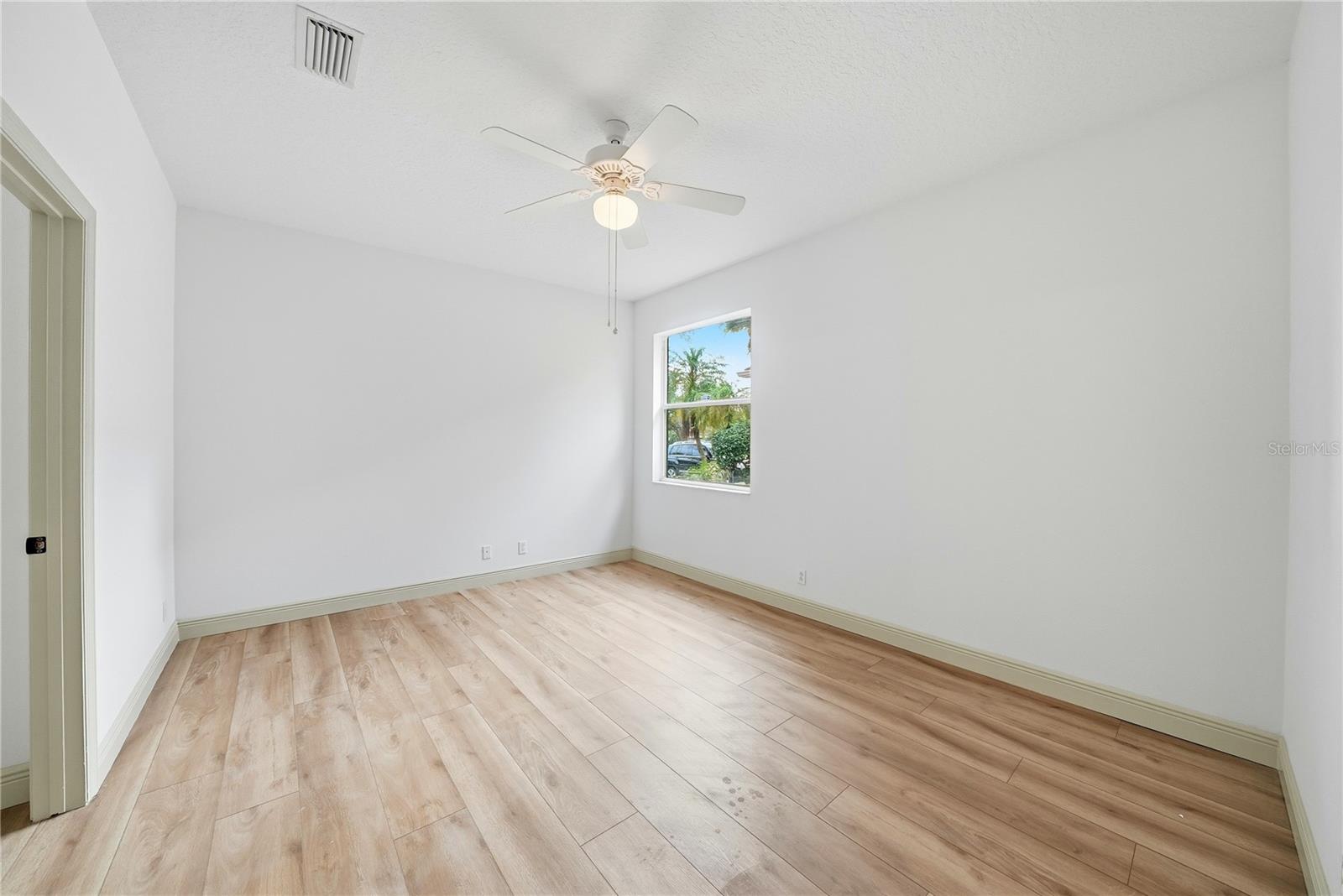 PARKSIDE - Residential