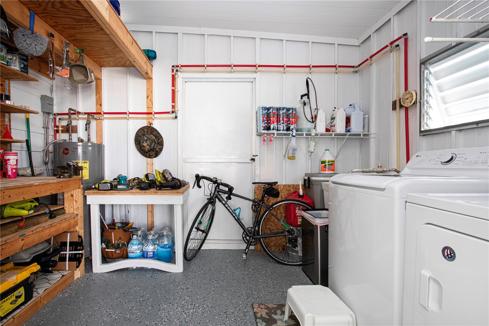 VENETIAN ESTATES - Residential