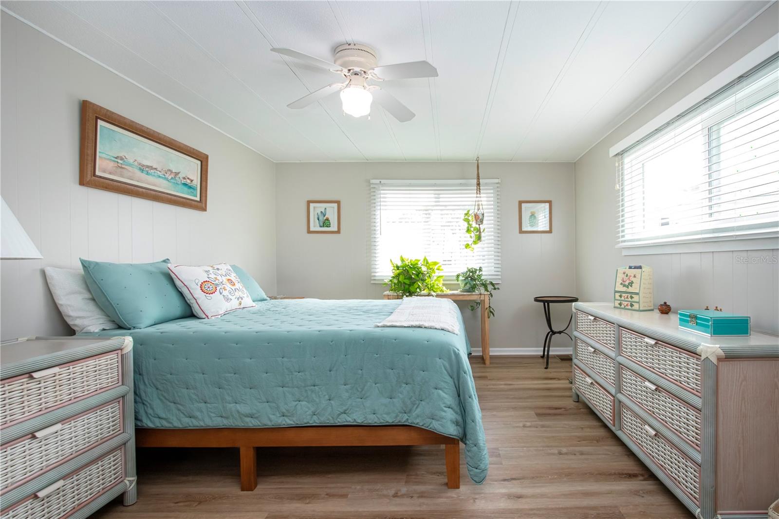 VENETIAN ESTATES - Residential