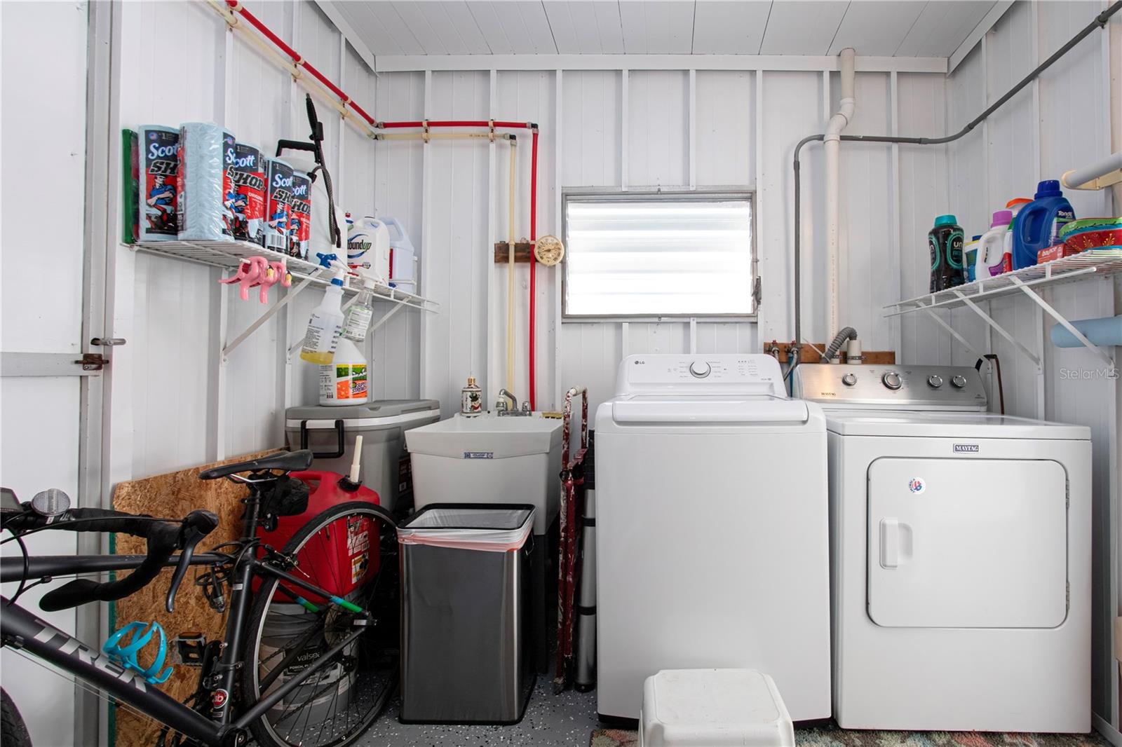 VENETIAN ESTATES - Residential