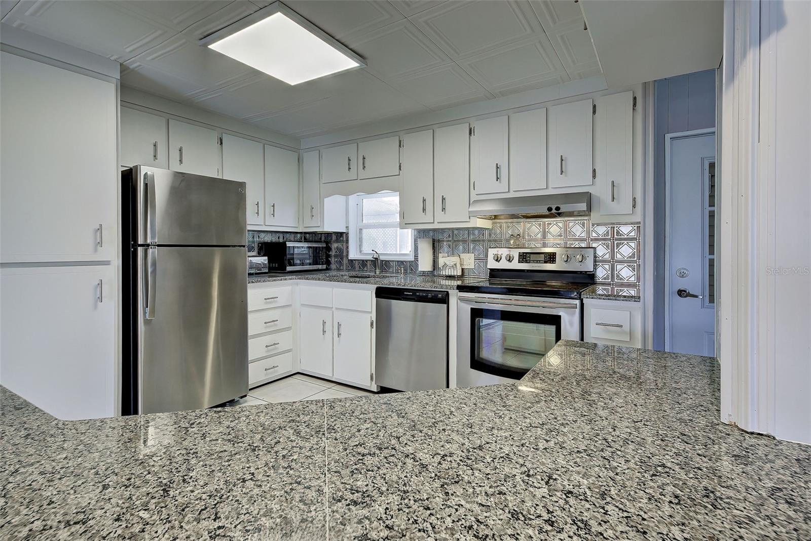 MAPLE LEAF ESTATES - Residential
