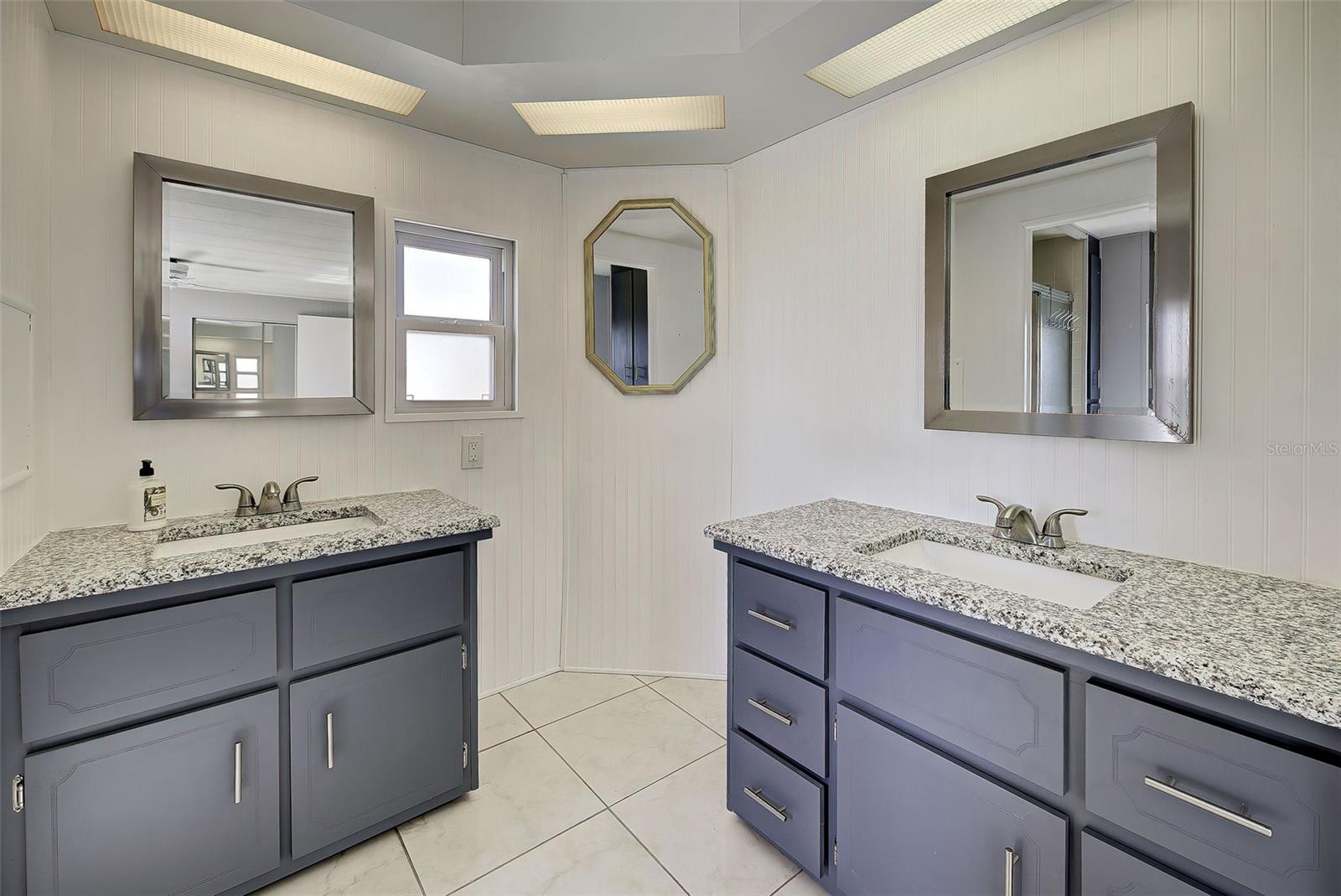 MAPLE LEAF ESTATES - Residential