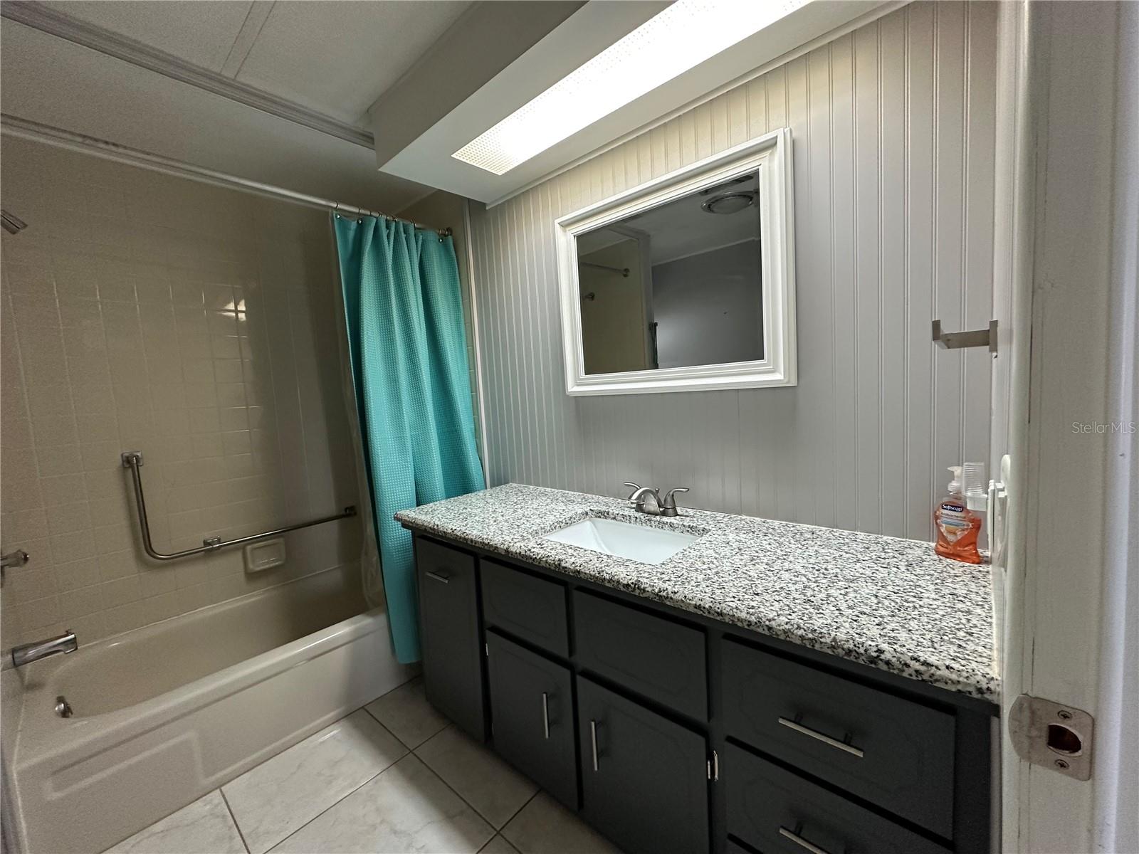 MAPLE LEAF ESTATES - Residential