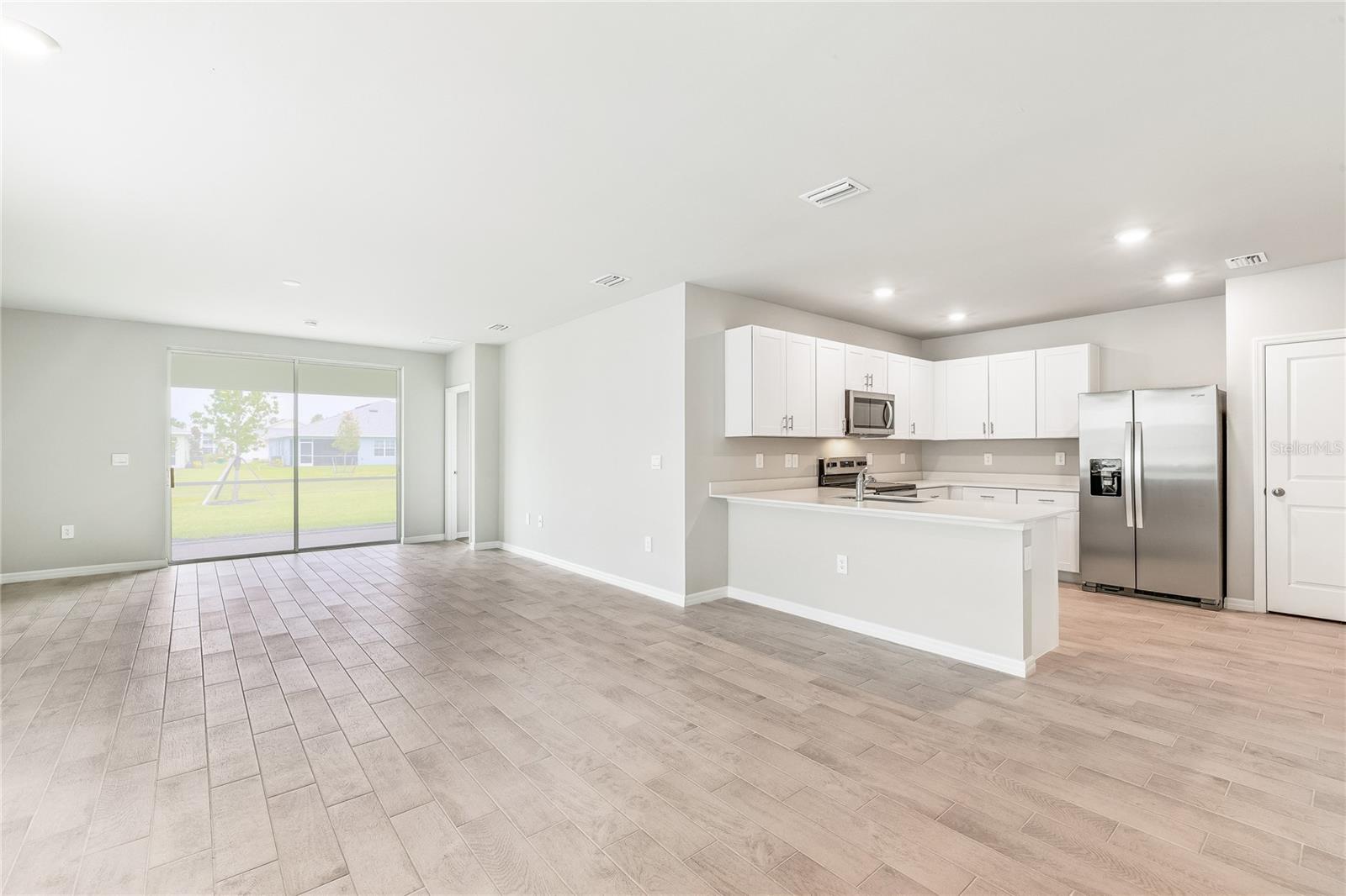 HERITAGE LAKE PARK - Residential