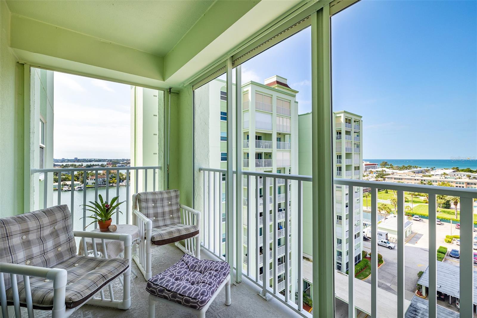 THREE PALMS POINTE CONDO - Residential Lease
