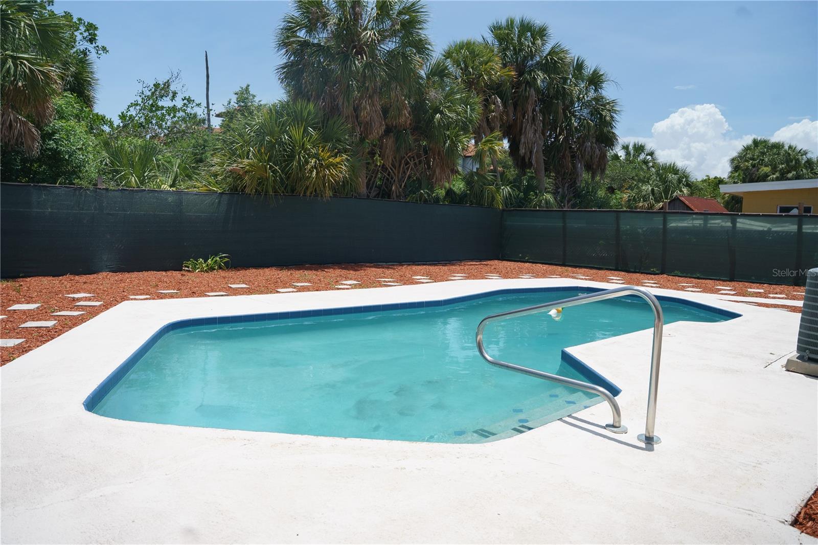 WESTSHORE ESTATES SOUTH 1ST AD - Residential