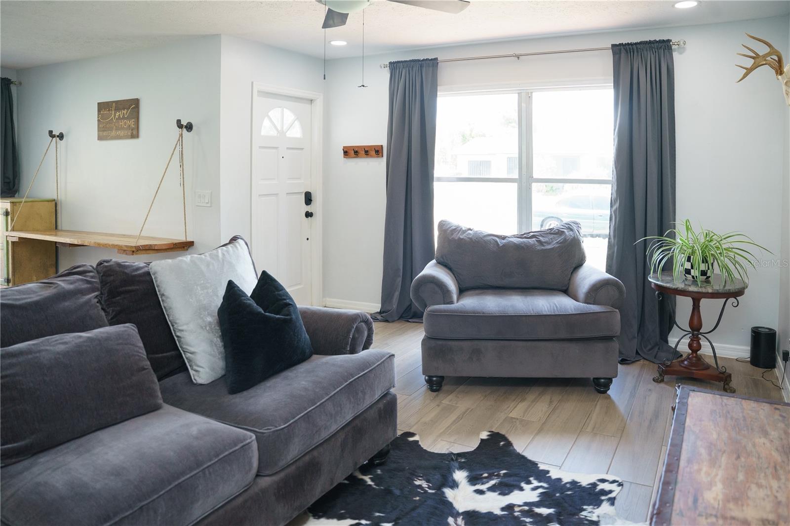 WESTSHORE ESTATES SOUTH 1ST AD - Residential