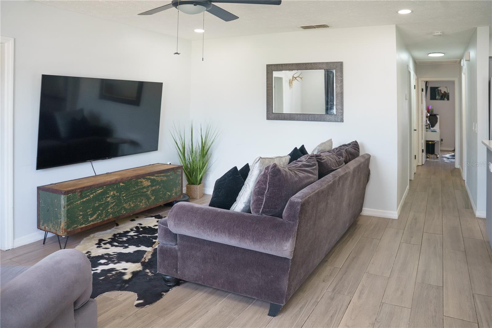 WESTSHORE ESTATES SOUTH 1ST AD - Residential
