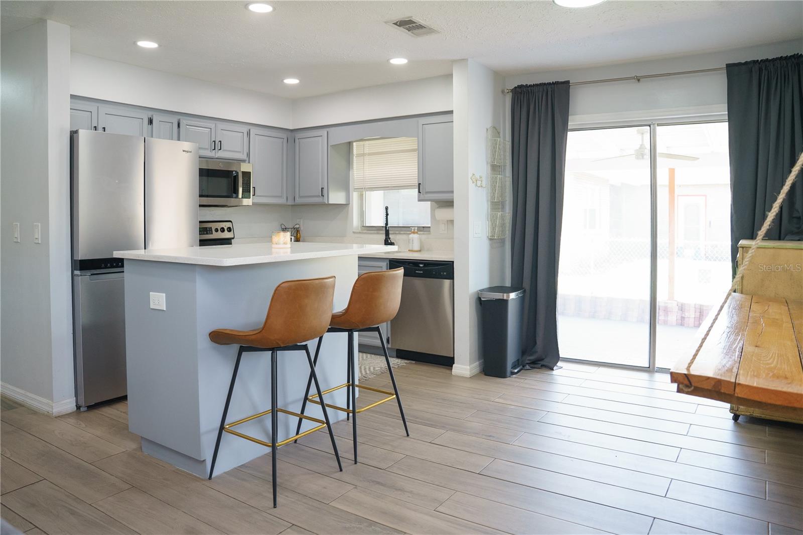 WESTSHORE ESTATES SOUTH 1ST AD - Residential