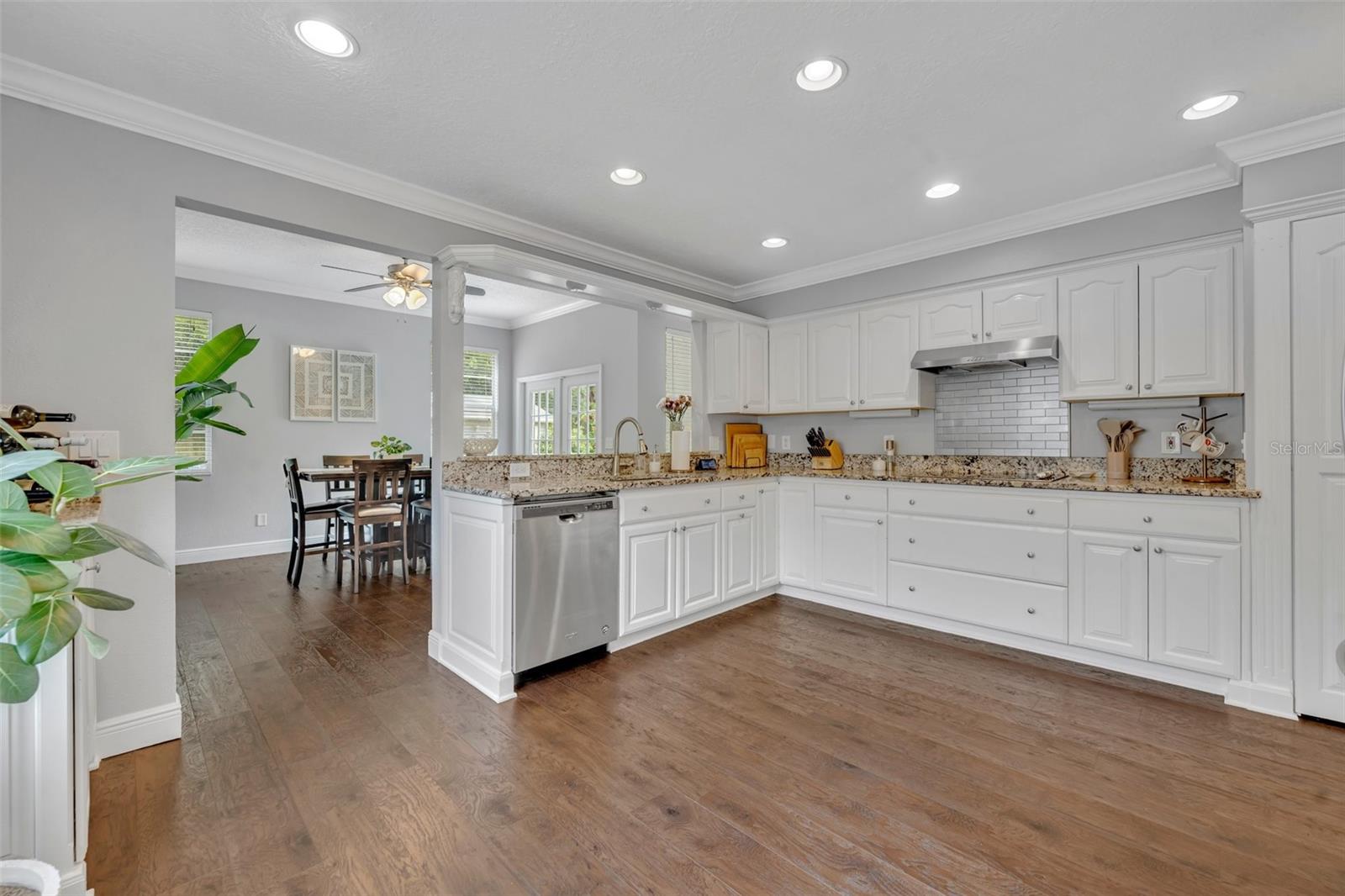 COUNTRYWALK PH 01 - Residential