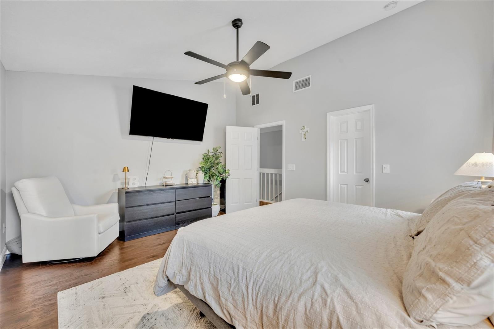 COUNTRYWALK PH 01 - Residential