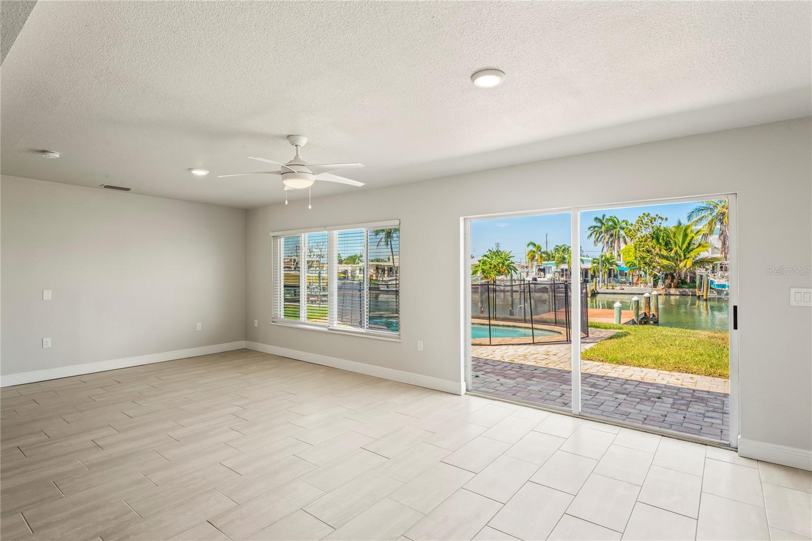 CRYSTAL ISLAND - Residential